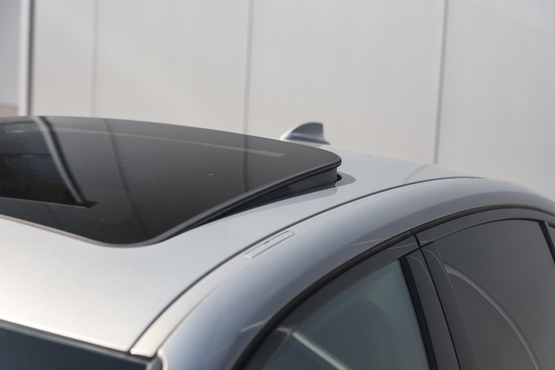 BMW 320 3 Serie 320i High Executive M Sport Automaat / Sch — photo 4