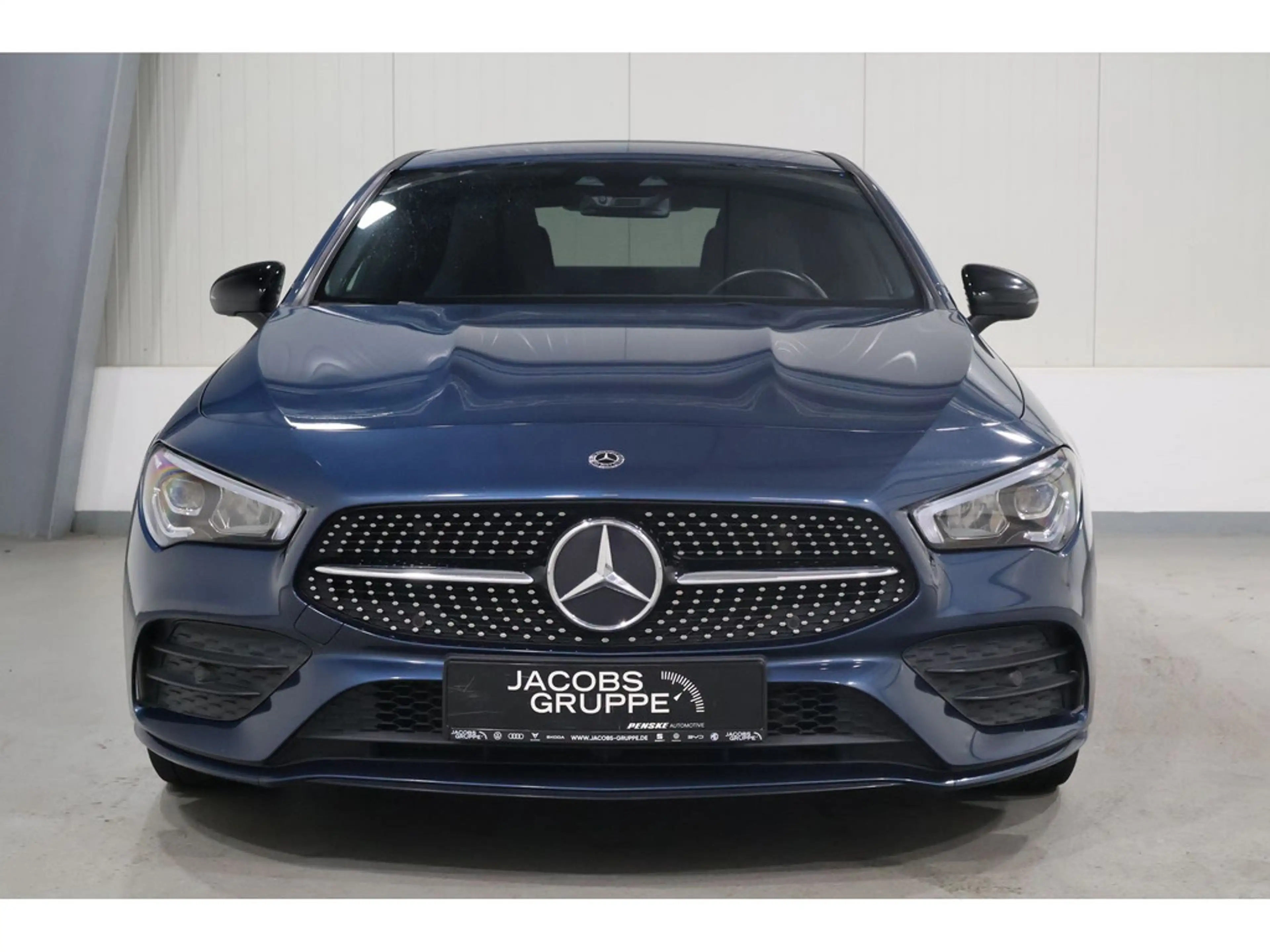 Mercedes-Benz CLA 220 4Matic — photo 3