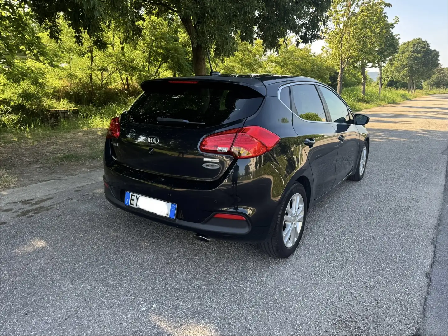 Kia Ceed / cee'd 1.6 crdi Class 128cv - 1