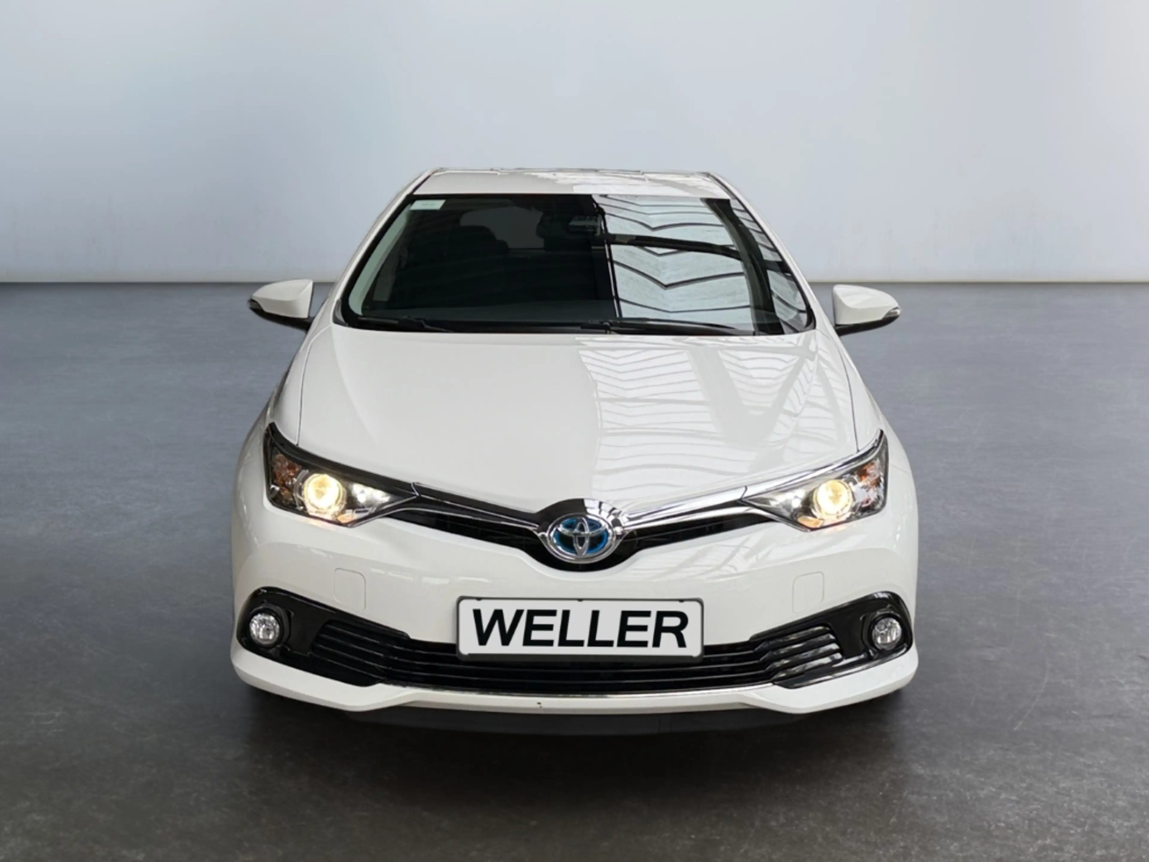 Toyota Auris 1.8 Hybrid Edition-S+ *Kamera*SHZ*SmartKey* — photo 2