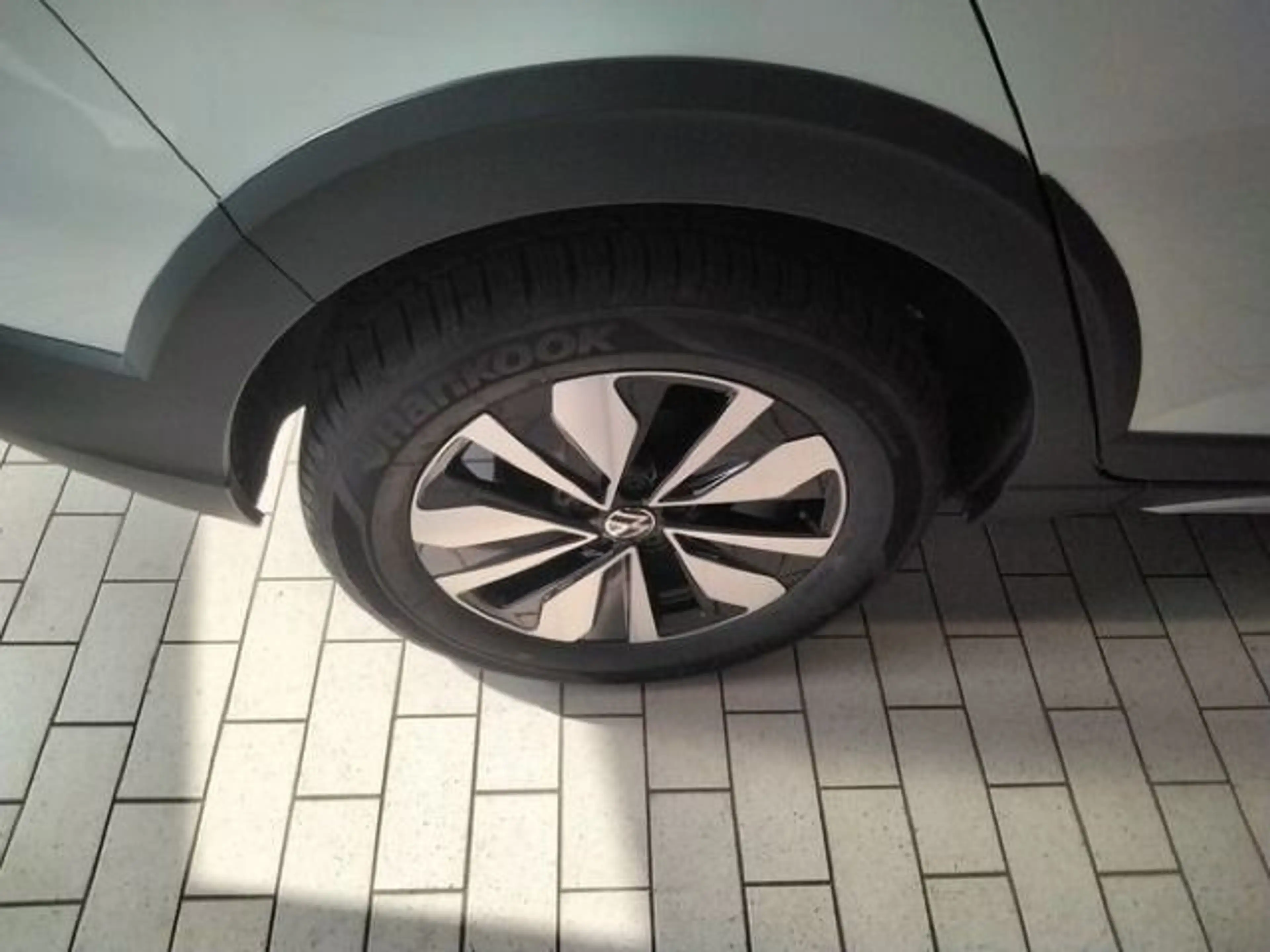 Volkswagen Taigo 1.0 TSI GOAL (LED+NAVI+ACC+RearView) — photo 5