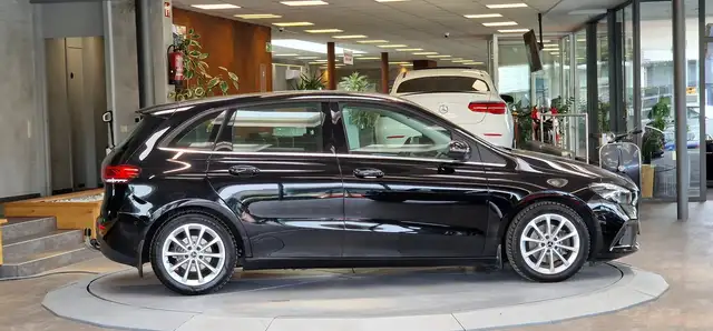 Mercedes-Benz B-Class view 5
