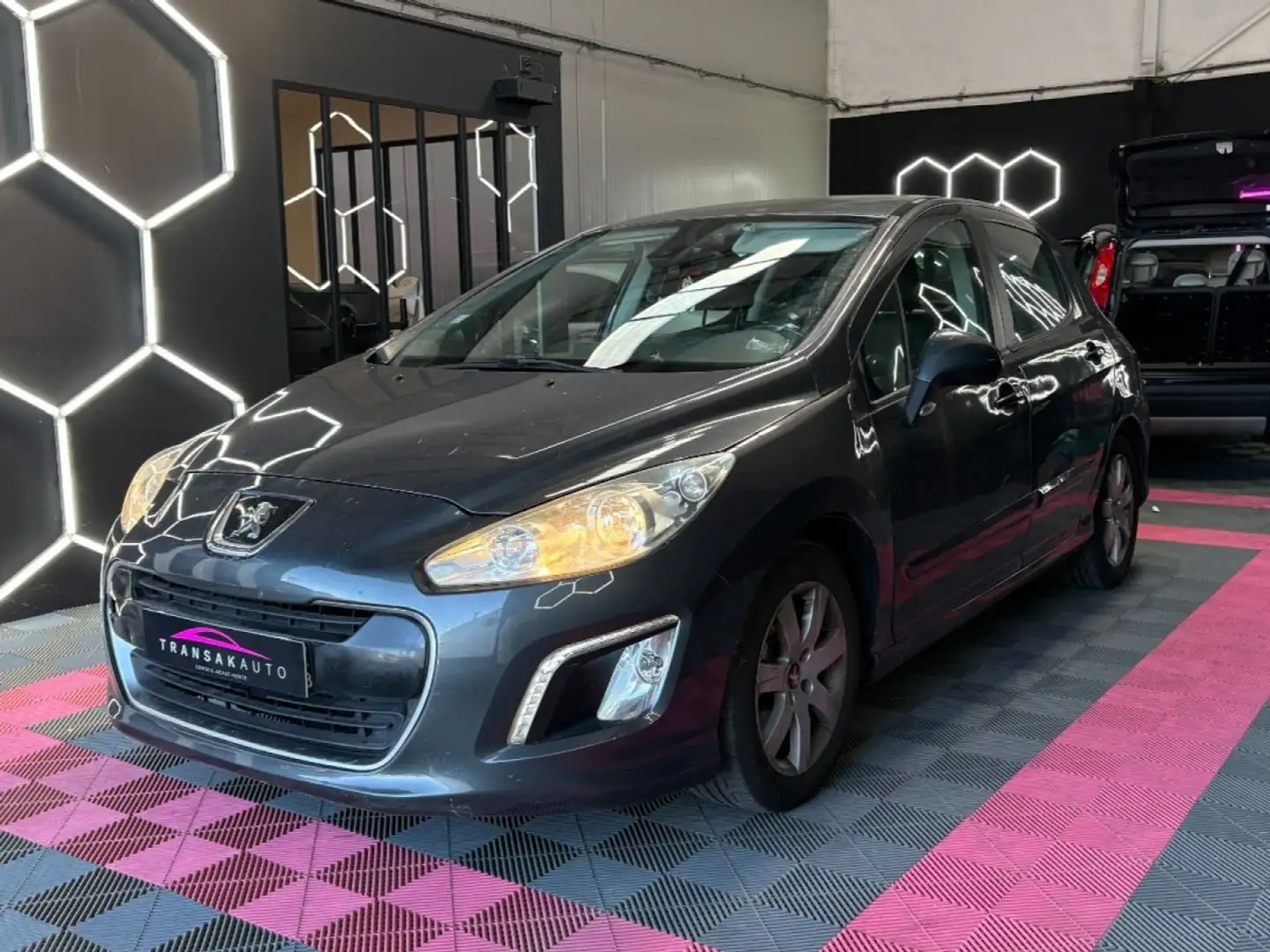 Peugeot 308 BUSINESS 92 ch 1.6 HDi Radar AR ~ Bluetooth ~ Courroie OK ~ Régulateur de vitesse Grijs - 2