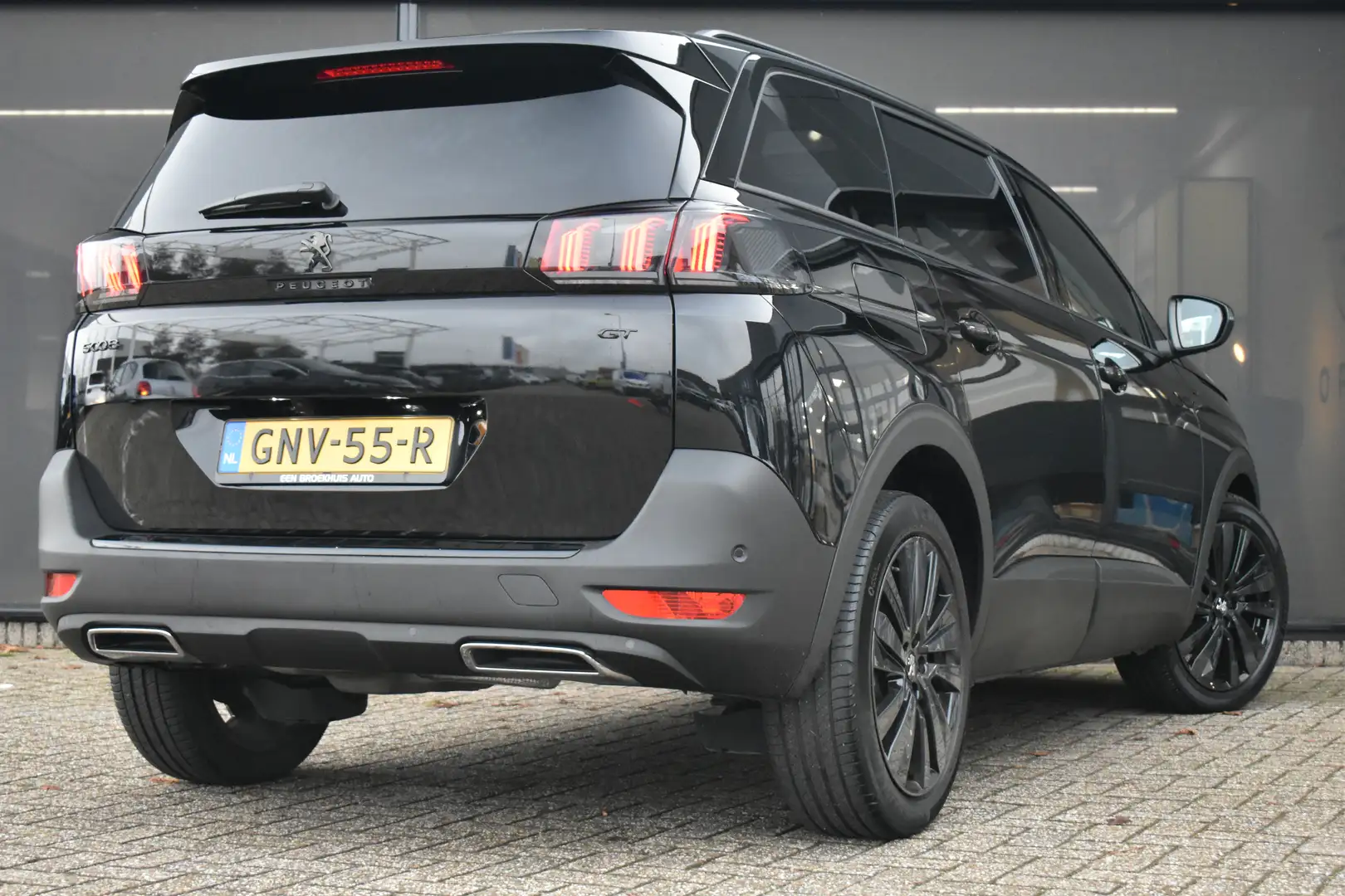 Peugeot 5008 1.2 Hybrid 145 GT 7p. | Schuif-/Kanteldak | Elektr Negro - 2