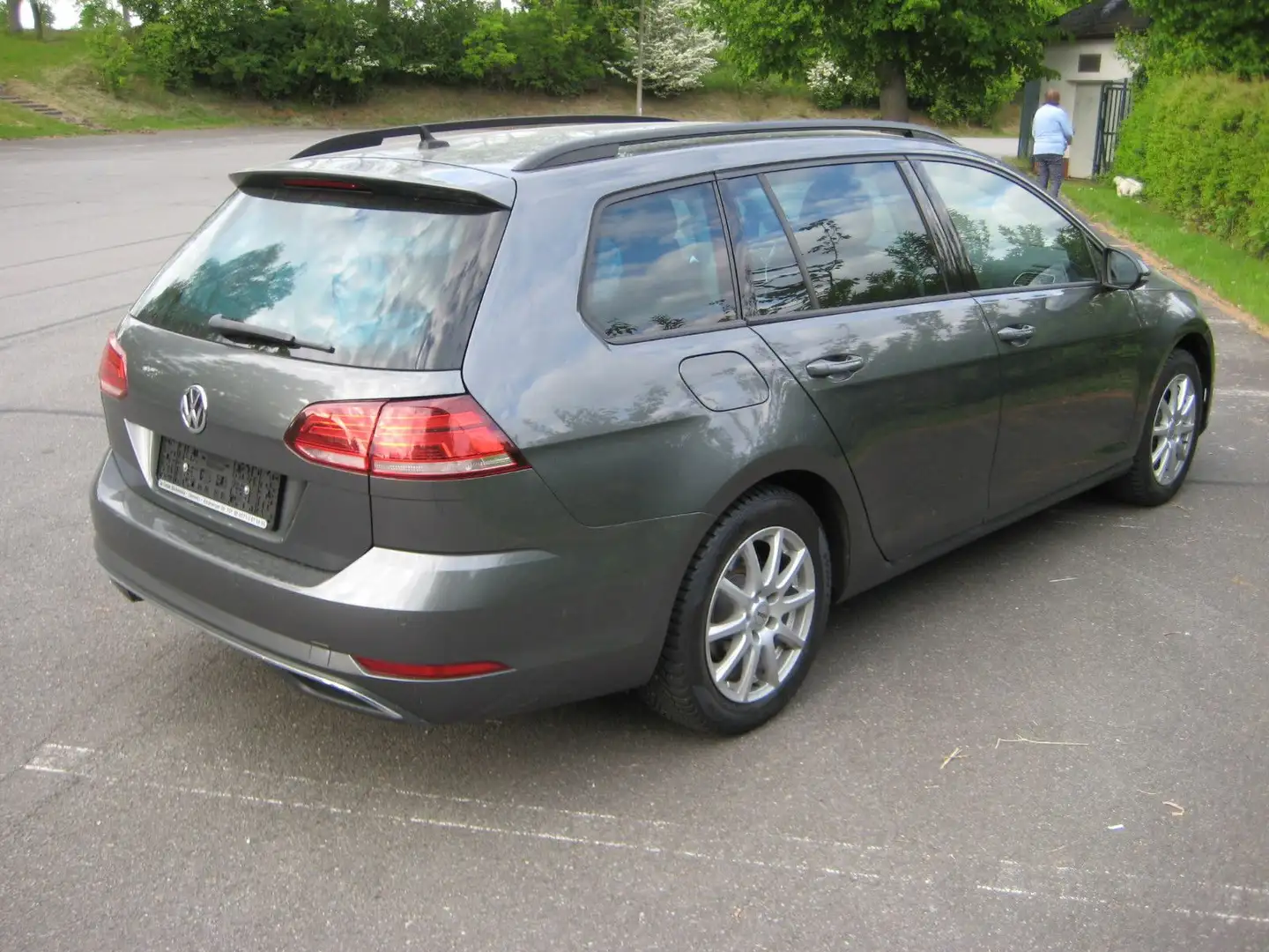 Volkswagen Golf VII Variant 2.0 TDI DSG Comfortline Grau - 2