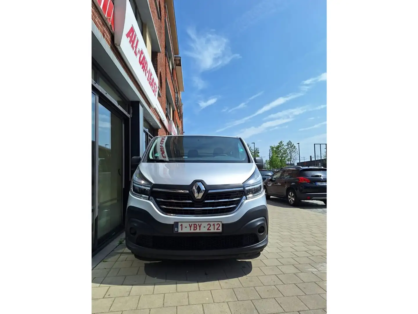 Renault Trafic 9Pl / H1L2 /Grand Passenger / Airco / GPS / Cruise Argent - 2
