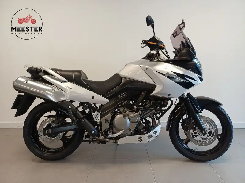 Suzuki V-STROM 650