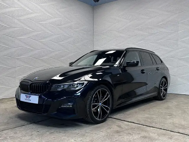 BMW 318 318i*AUT*M-SPORT*CARPLAY*SPORTZETELS*