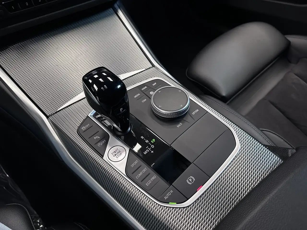 BMW 318 318i*AUT*M-SPORT*CARPLAY*SPORTZETELS*, миниатюра 22