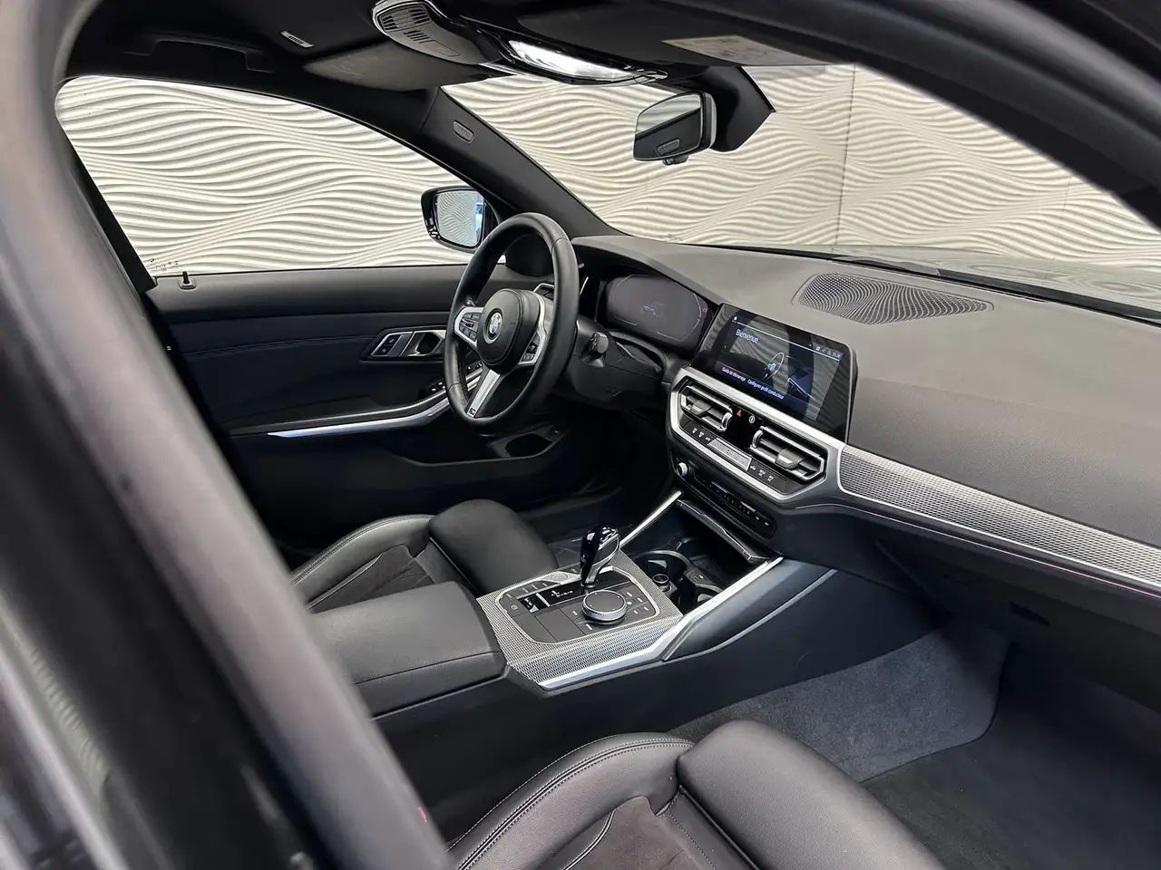 BMW 318 318i*AUT*M-SPORT*CARPLAY*SPORTZETELS*, миниатюра 15