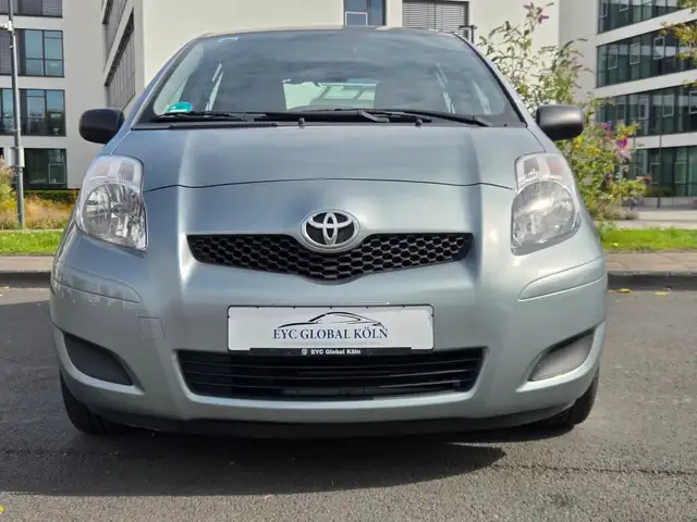 Toyota Yaris view 7