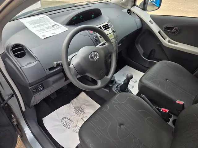 Toyota Yaris view 9