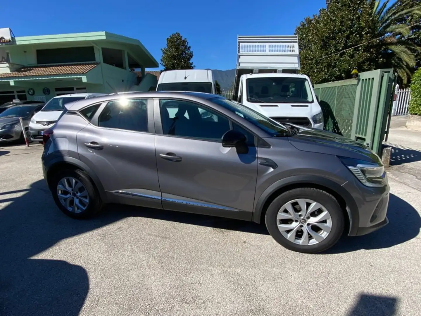 Renault Captur Blue dCi 115 CV EDC Business NAVIGATORE Grigio - 2
