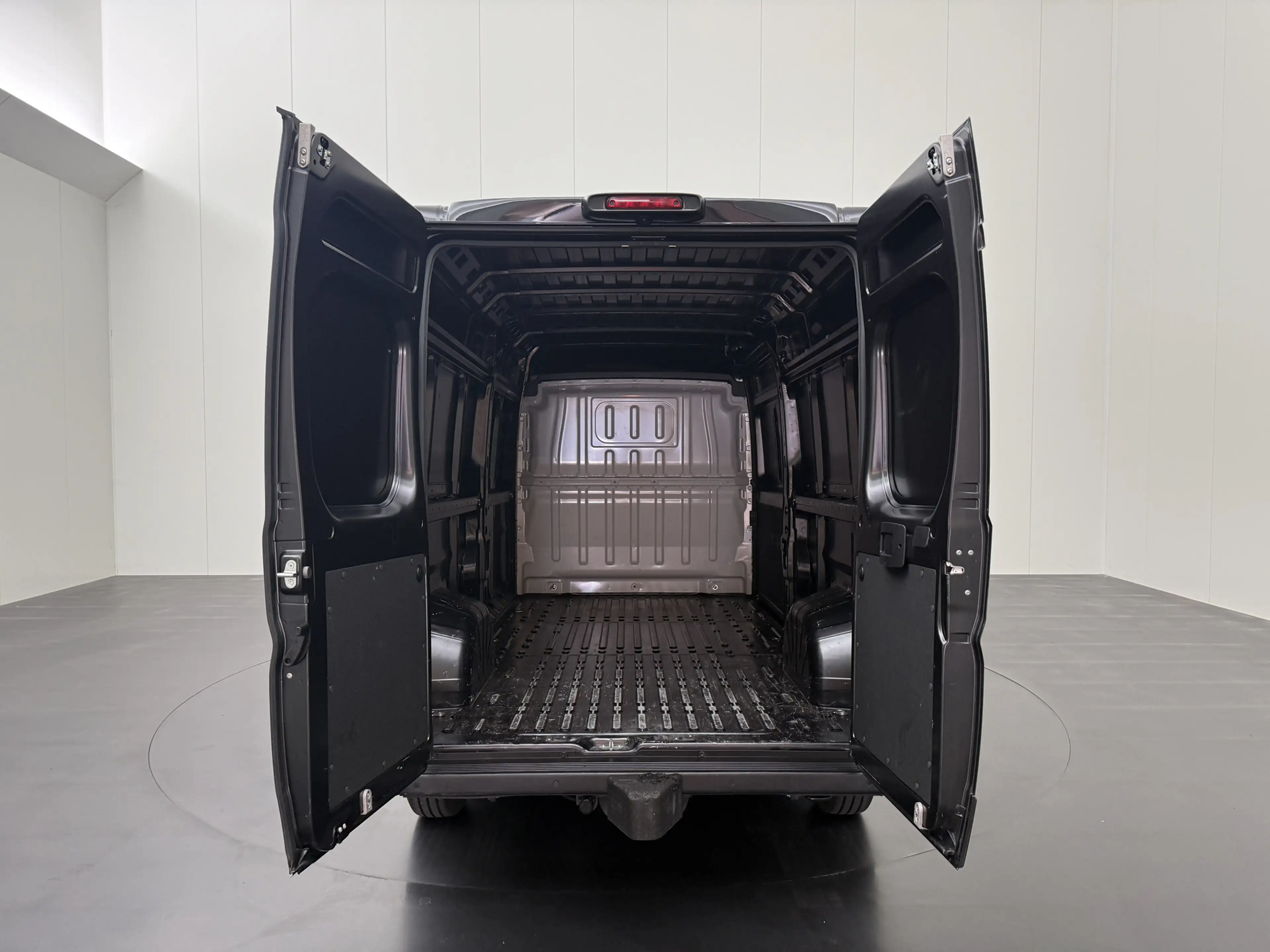 Peugeot Boxer 180PK Automaat 8-Traps S&S L3H2 Maxi 3.5t | Naviga — photo 4