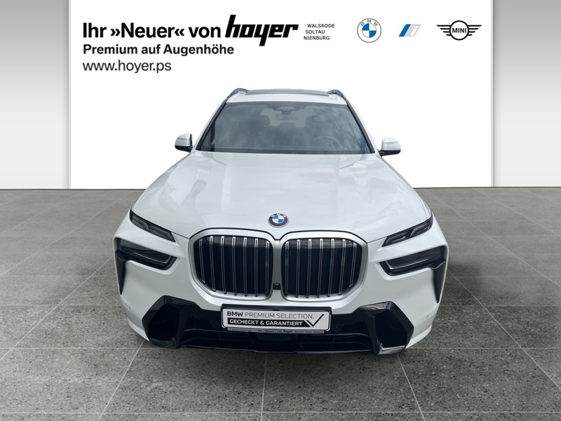 BMW X7 xDrive40d — photo 13
