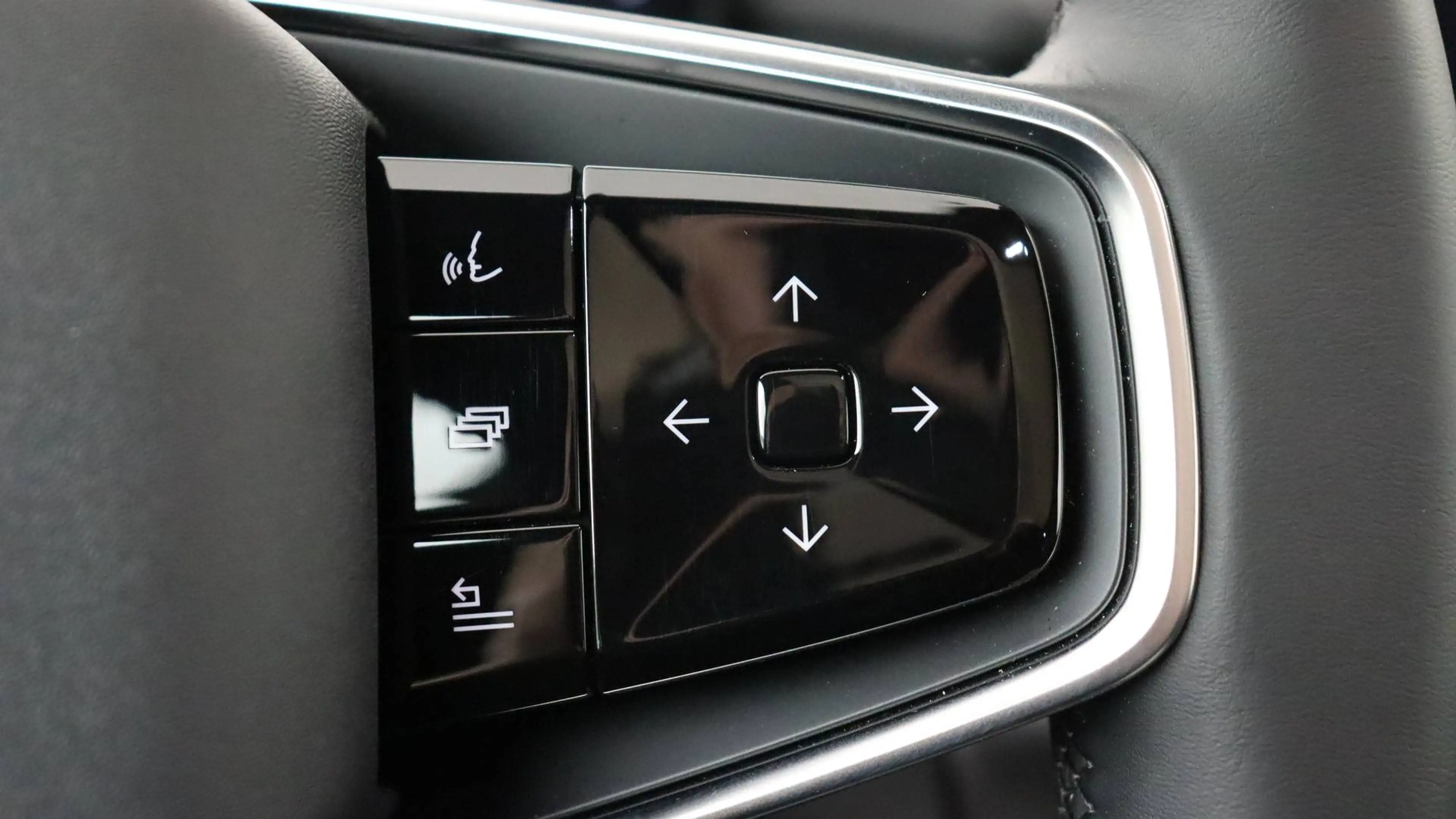 Polestar 4 100 kWh Long Range Dual Motor MY26 Pilot/Plus/Prime/Pro — photo 12