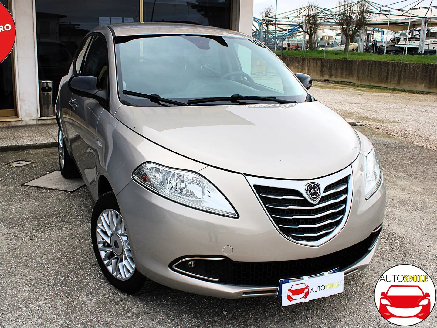 Lancia Ypsilon 0.9 t.air Gold ecochic metano 80cv X NEOPATENTATI Grigio - 2