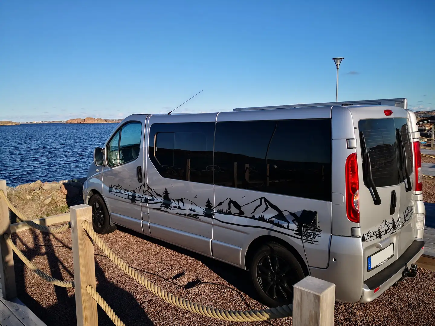 Renault Trafic Wohnmobil Campervan "California" - Reisemobil Argent - 2