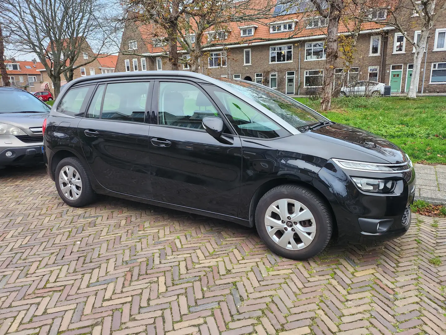 Citroen C4 Picasso C4 Picasso 1.2 PureT. Exclusive Zwart - 1