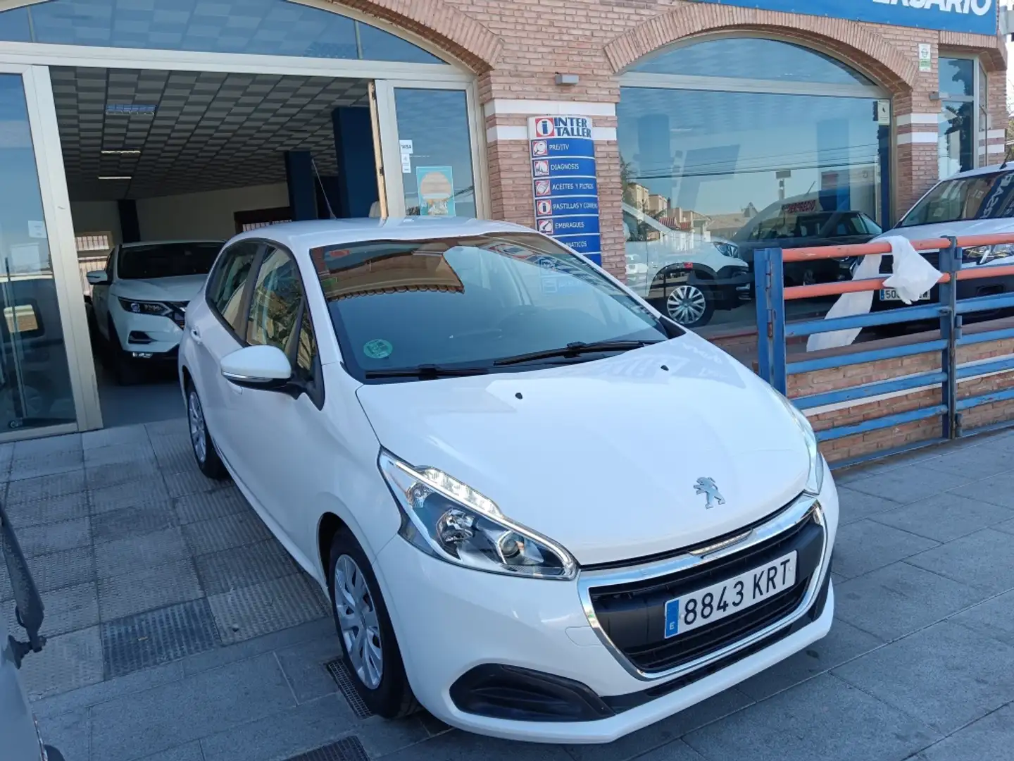 Peugeot 208 1.6BlueHDi Style S 100 Blanco - 2