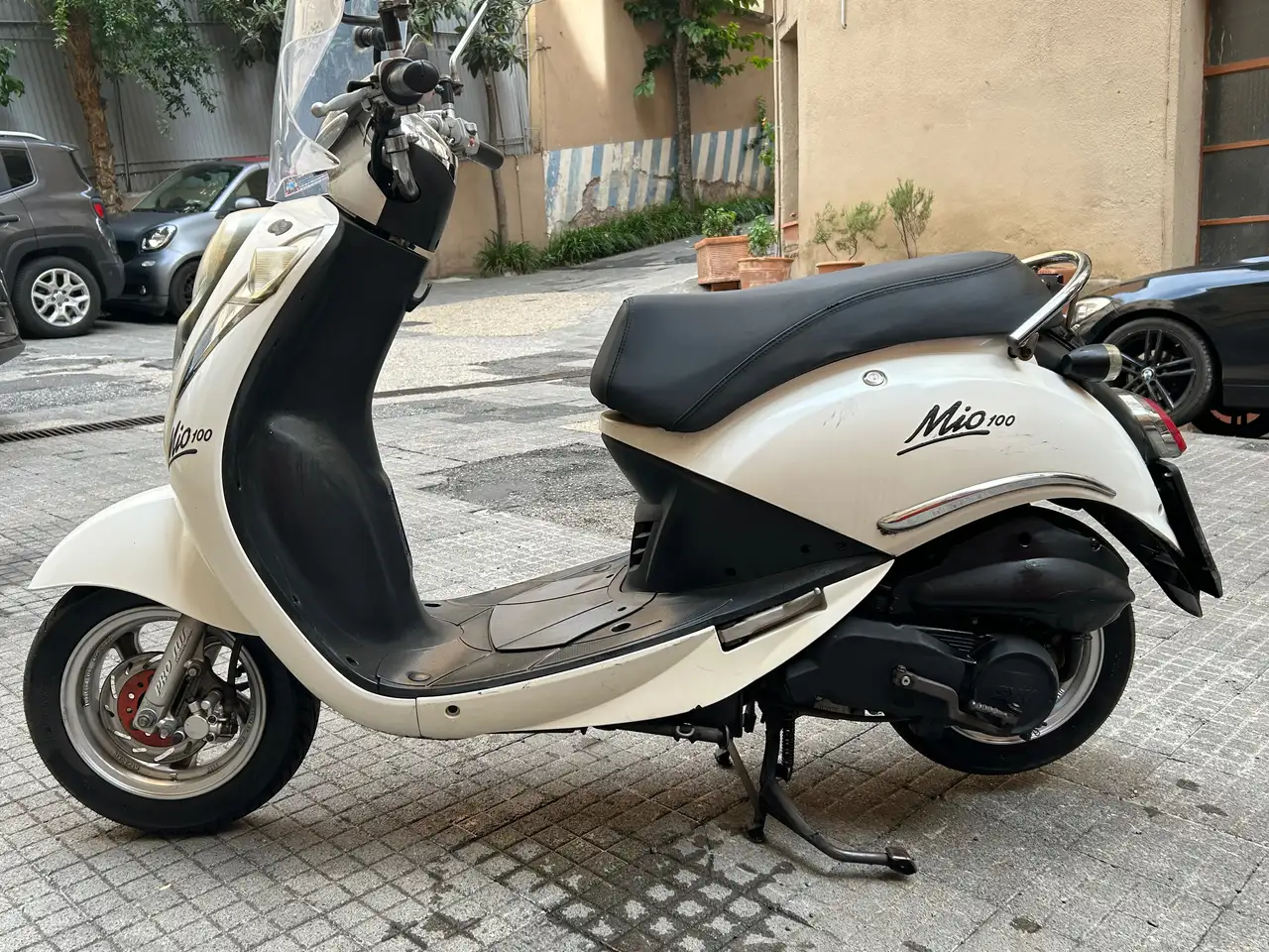 Sym Mio
