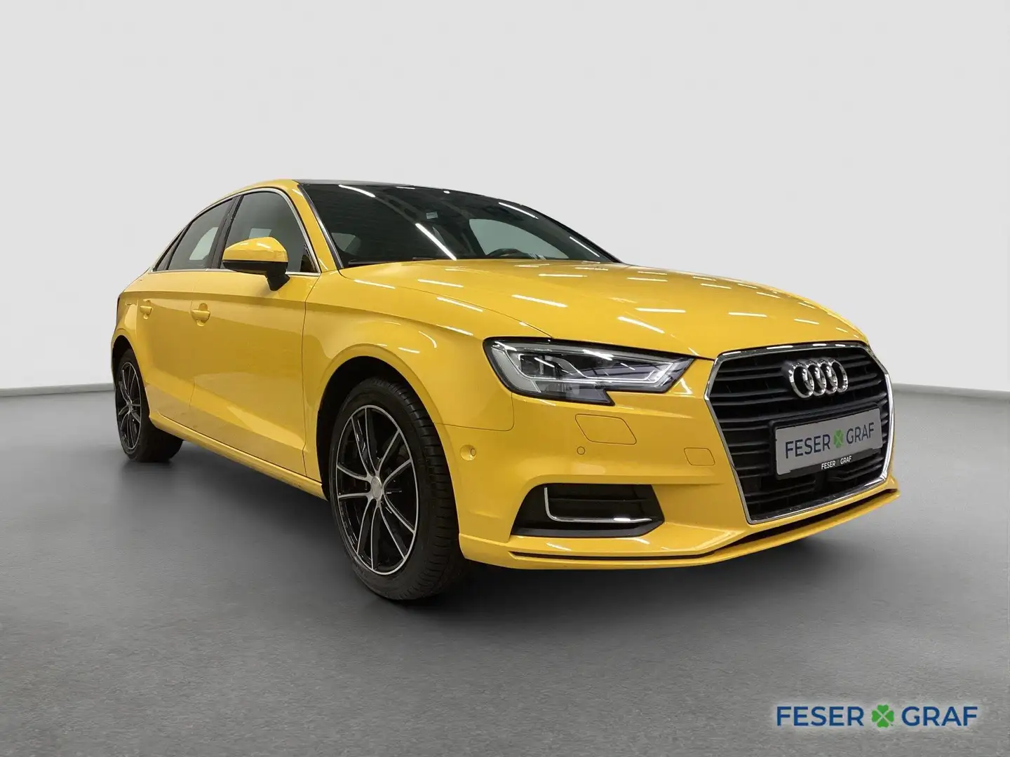 Audi A3 Lim. Design1.4 TFSI S tronic ACC Pano LED RFK Geel - 2
