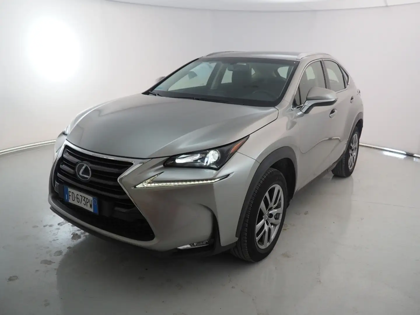 Lexus NX 300h 300 2.5 Hybrid Executive - 1