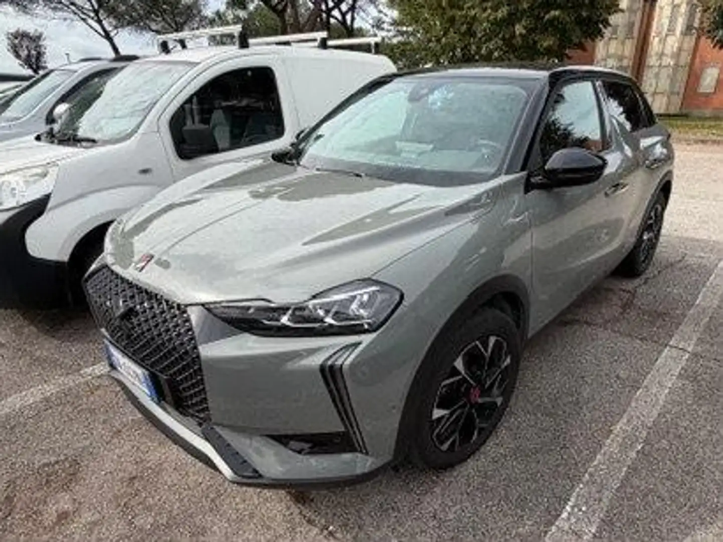 DS Automobiles DS 3 Crossback 1.2 puretech Performance Line+ 130cv auto Grigio - 2