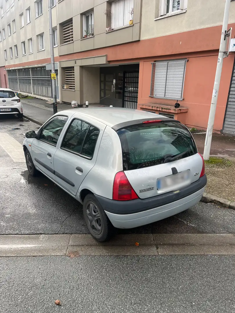 Renault Clio Clio 1.6i Fidji A Argent - 2