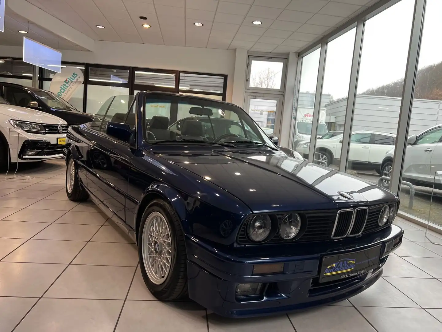 BMW 325 i E30 Cabrio M Technik 2 LAST EDITION *1of250 Modrá - 1