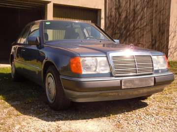 220E W124