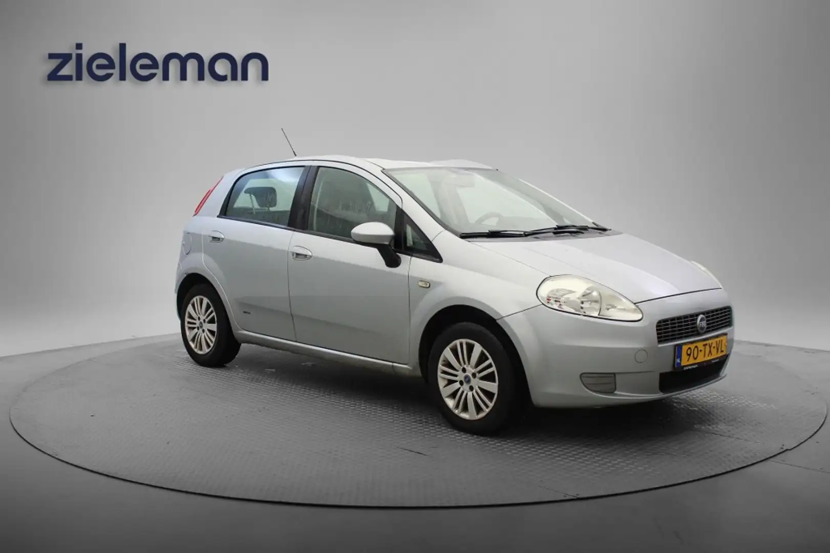 Fiat Punto 1.4 Dynamic - Clima, Trekhaak Grau - 1