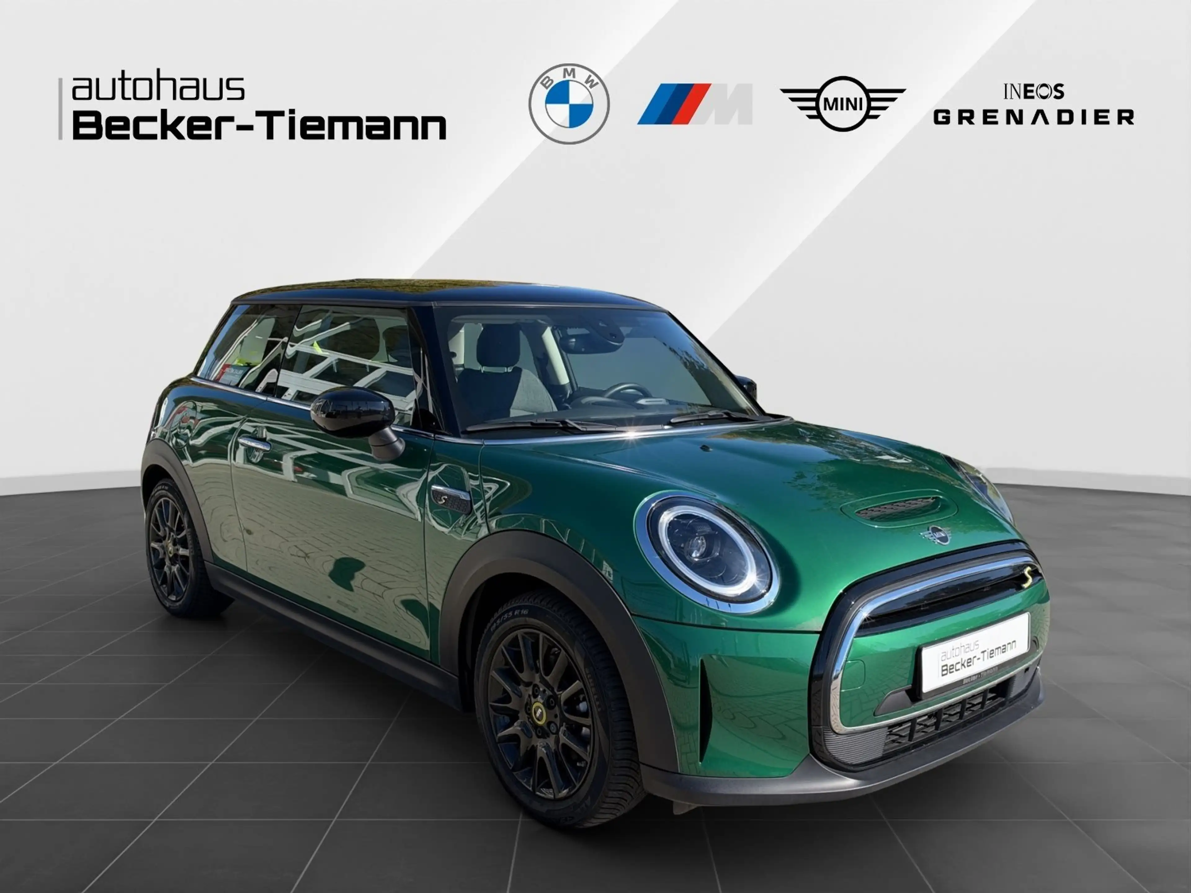MINI Cooper SE Hatch 16" / DrivAss / Sitzheiz / LED / DAB / CarPl — photo 7