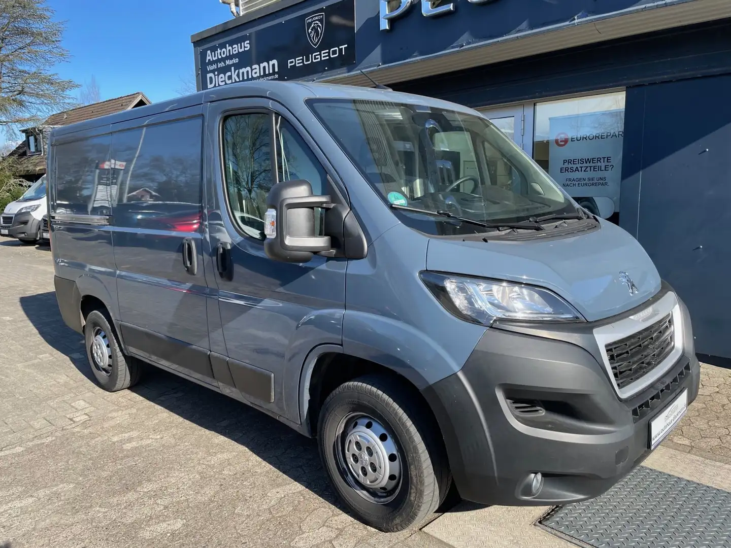 Peugeot Boxer L1H1 2,2 HDI Bestattungsfahrzeug Grau - 2