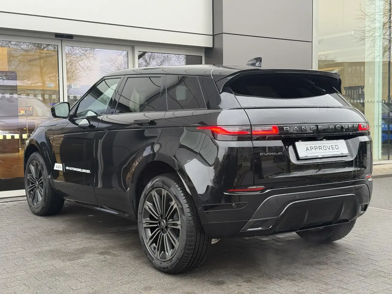 Land Rover Range Rover Evoque 2026 — фото 12