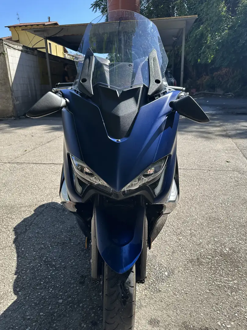 Yamaha TMAX DX - 1