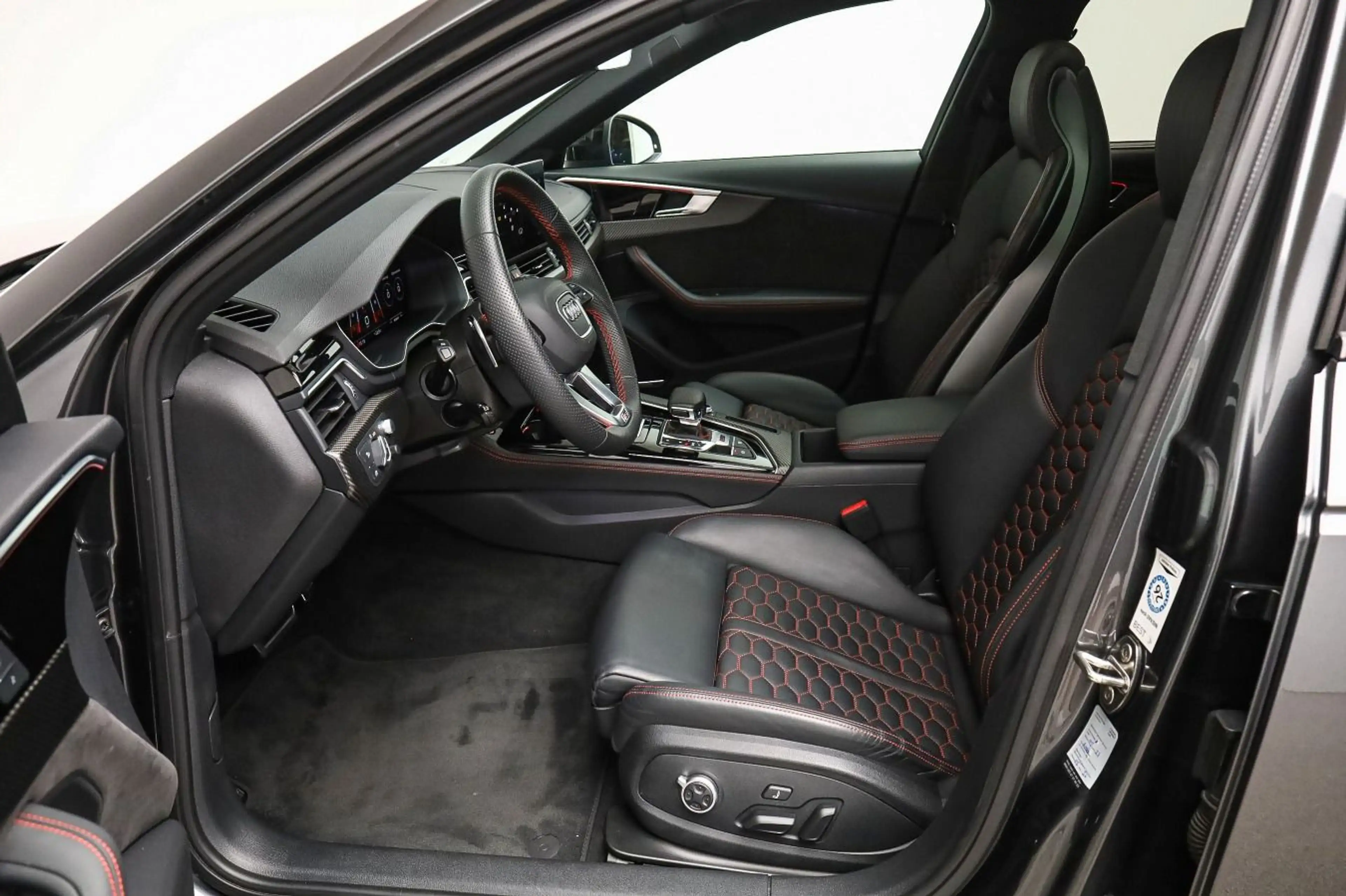 Audi RS4 Pano, Abgas, B&O, HUD, Assist, Kerami — photo 8