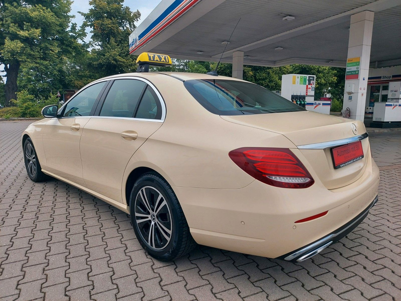 Mercedes-Benz E 200 d Limousine Autom. Taxi MBUX — photo 4