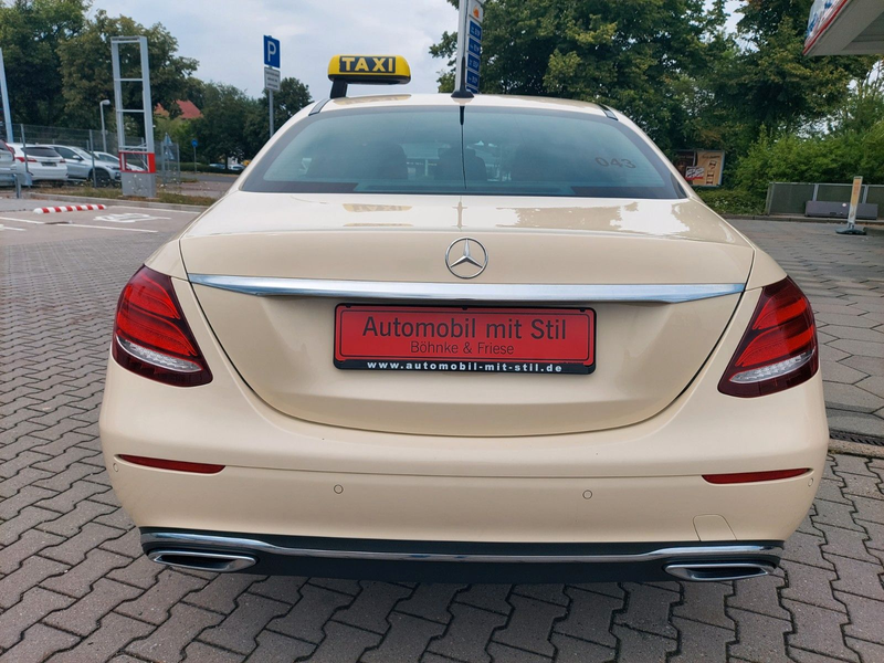 Mercedes-Benz E 200 d Limousine Autom. Taxi MBUX — photo 5