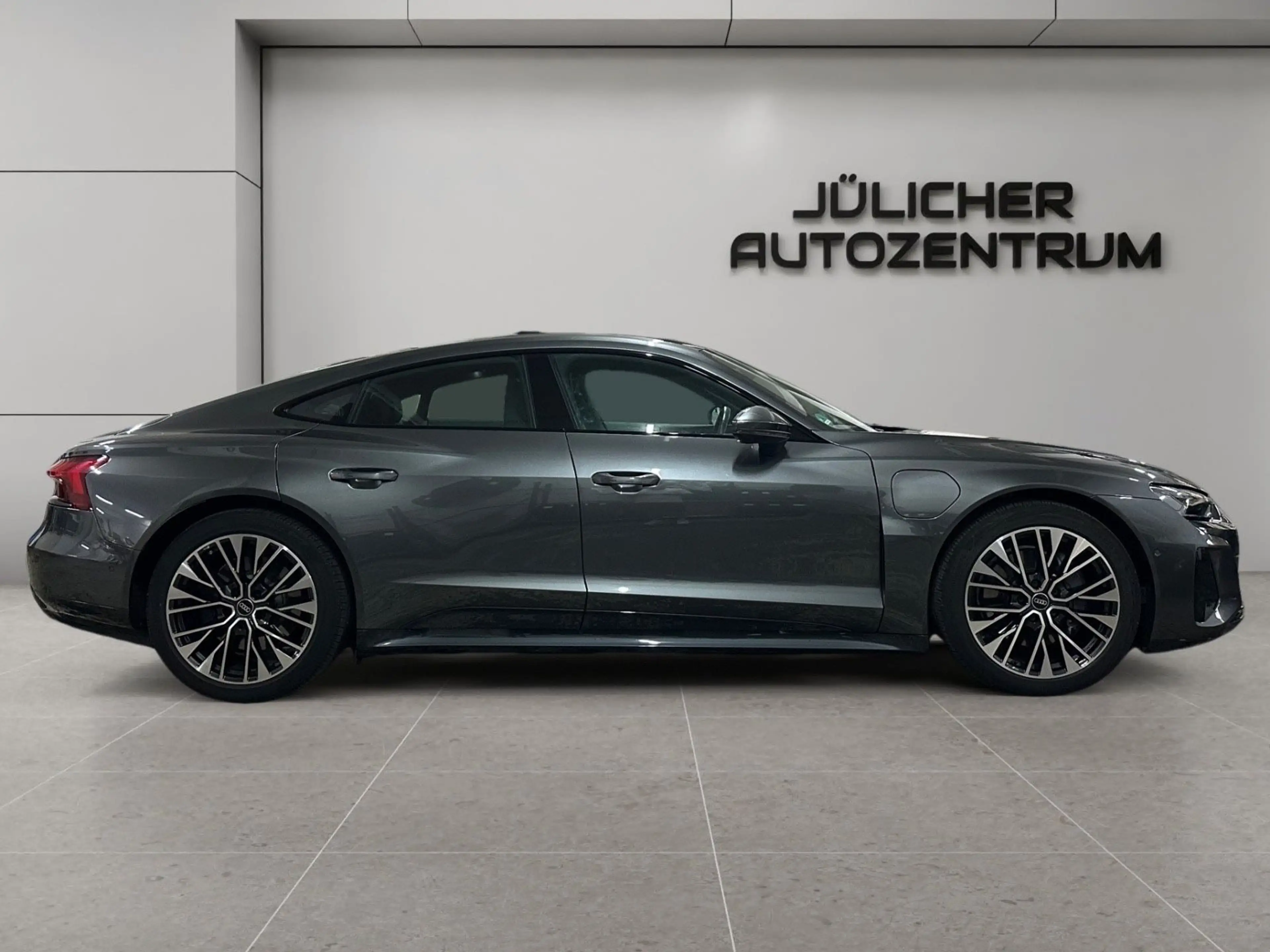 Audi e-tron GT quattro, Scheckheft, Insp. Neu — photo 2
