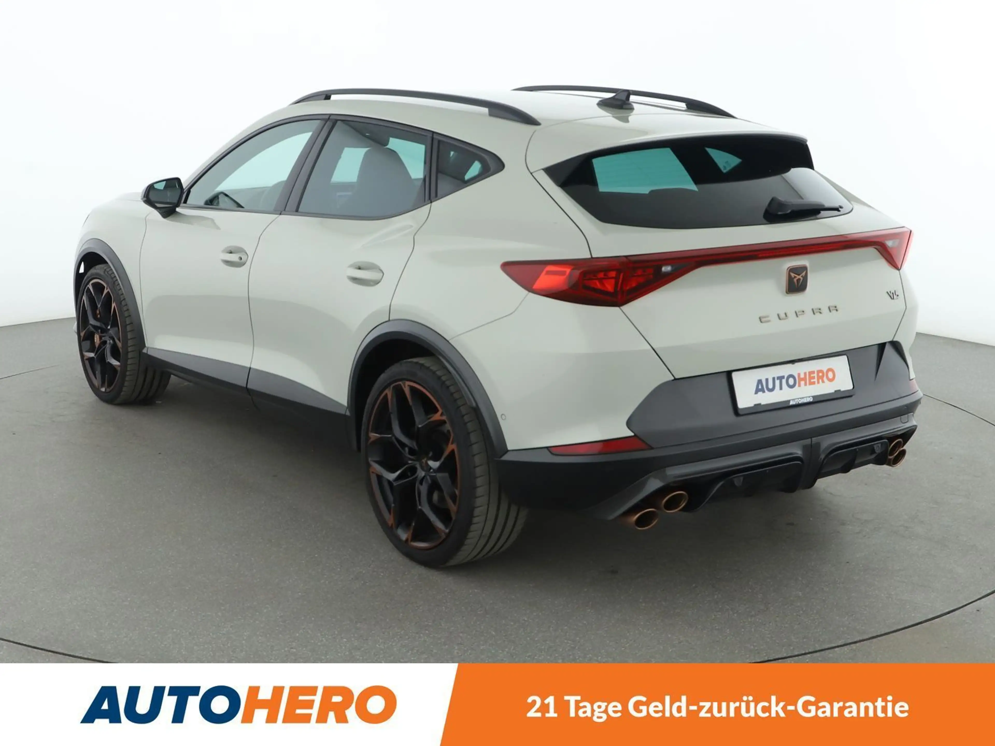CUPRA Formentor VZ5 2.5 TSI VZ5 Edition Taiga Grey 4Drive Aut. *LED* — photo 4