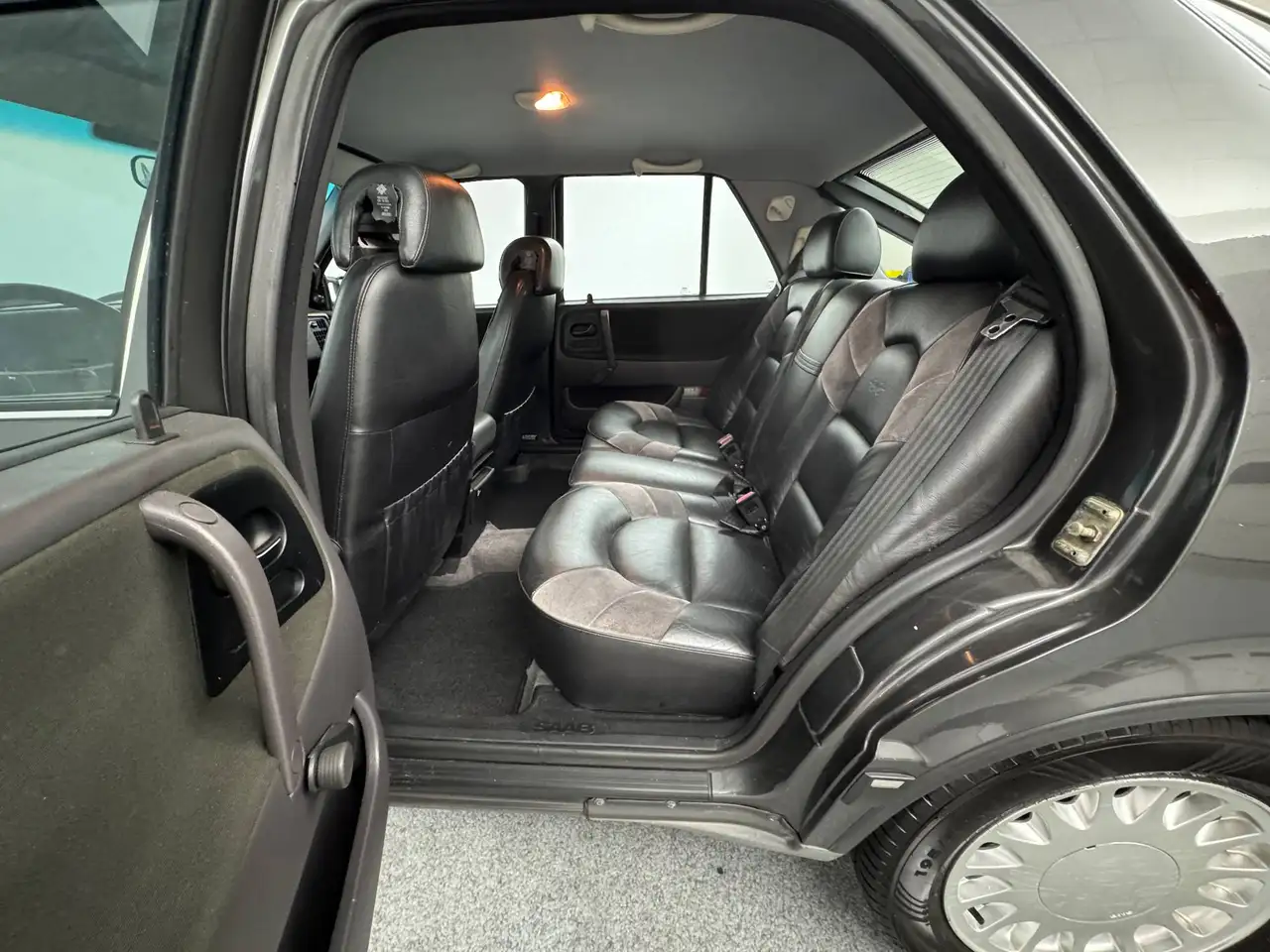 Saab 9000 2.0i 16, foto 6