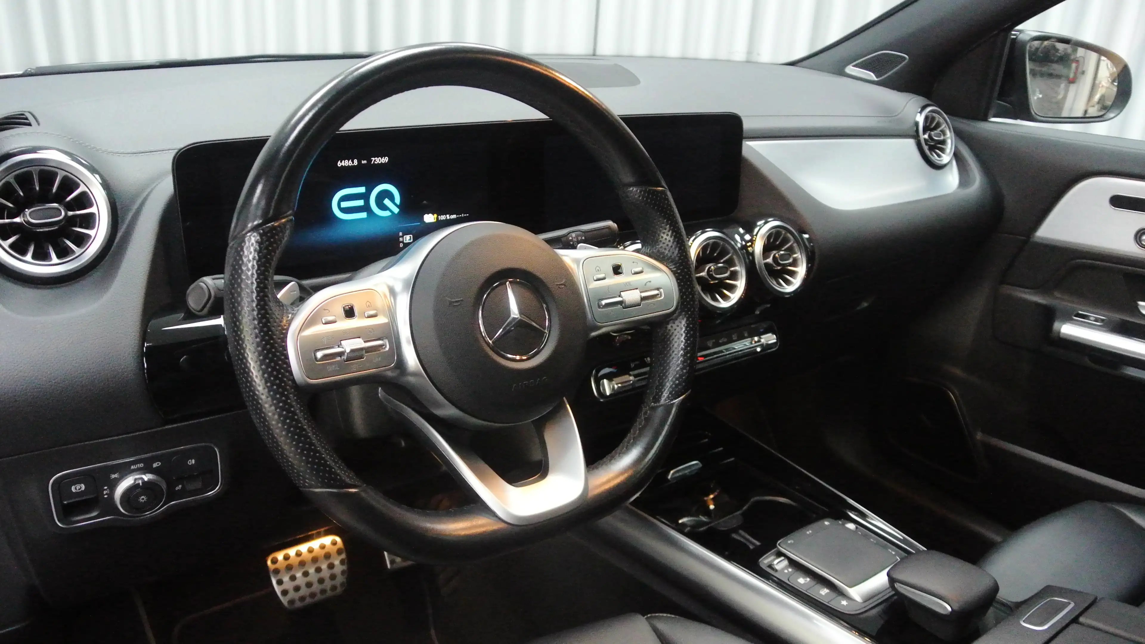 Mercedes-Benz GLA 250 GLA 250e — photo 13