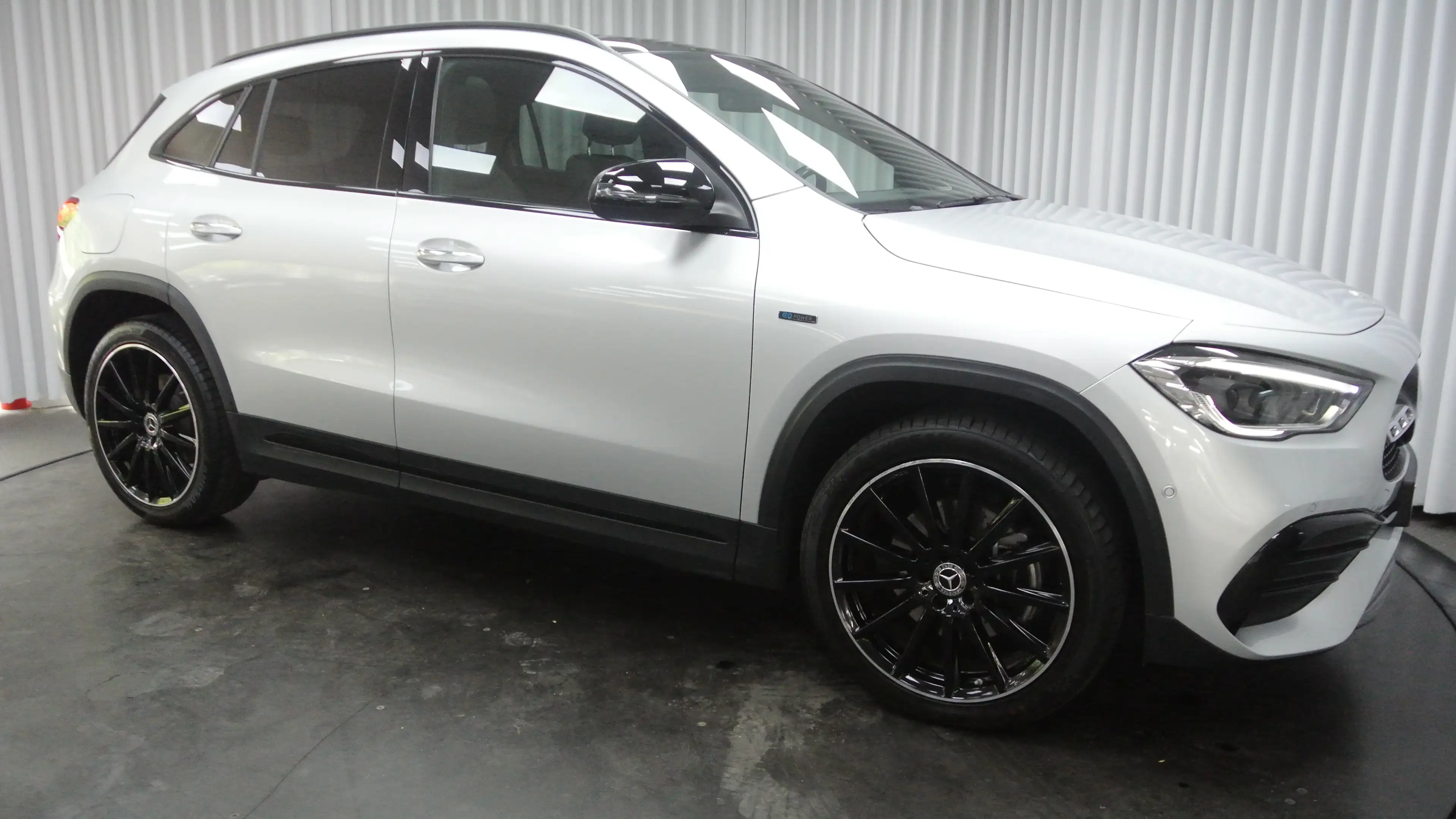 Mercedes-Benz GLA 250 GLA 250e — photo 7
