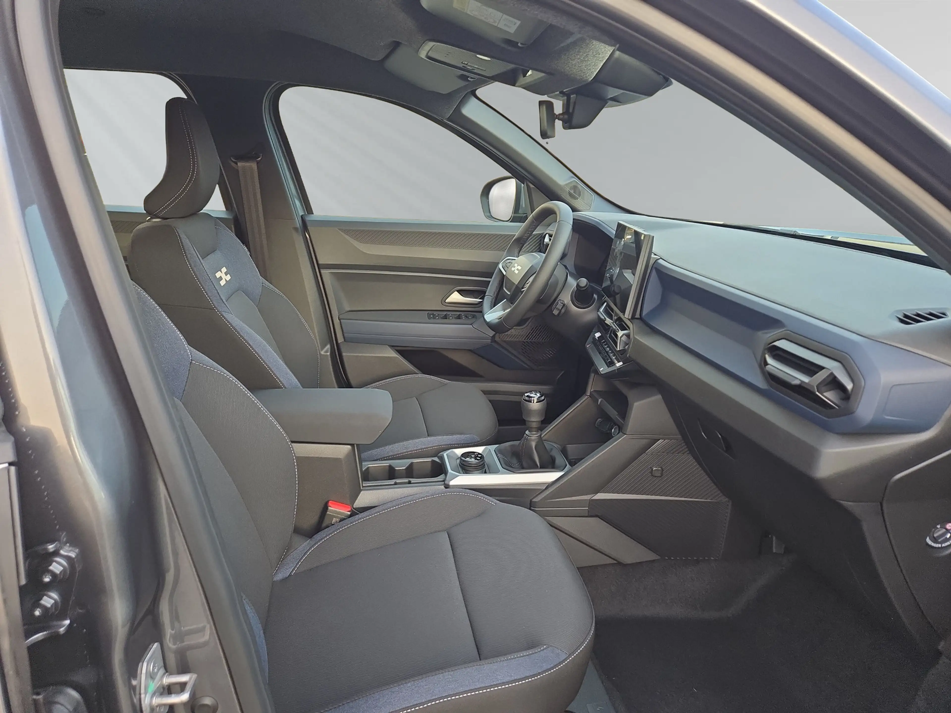 Dacia Bigster Expression TCe 130 4x4 — photo 10