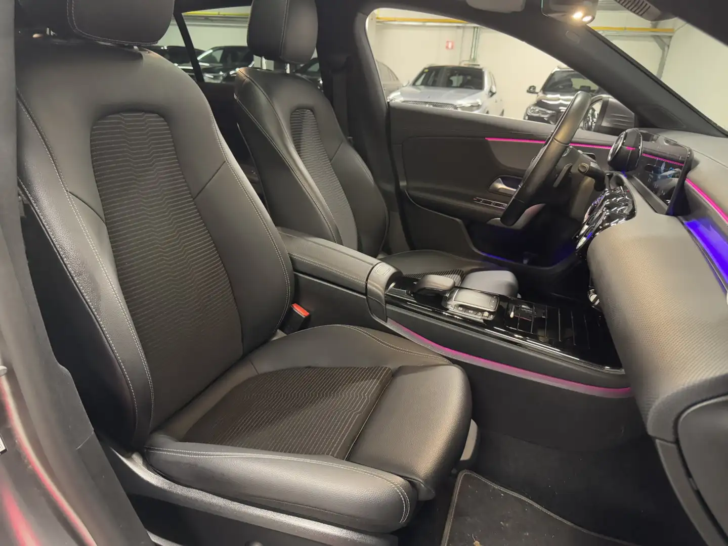 Mercedes-Benz CLA 250 CLA 250 e PHEV Grijs - 2
