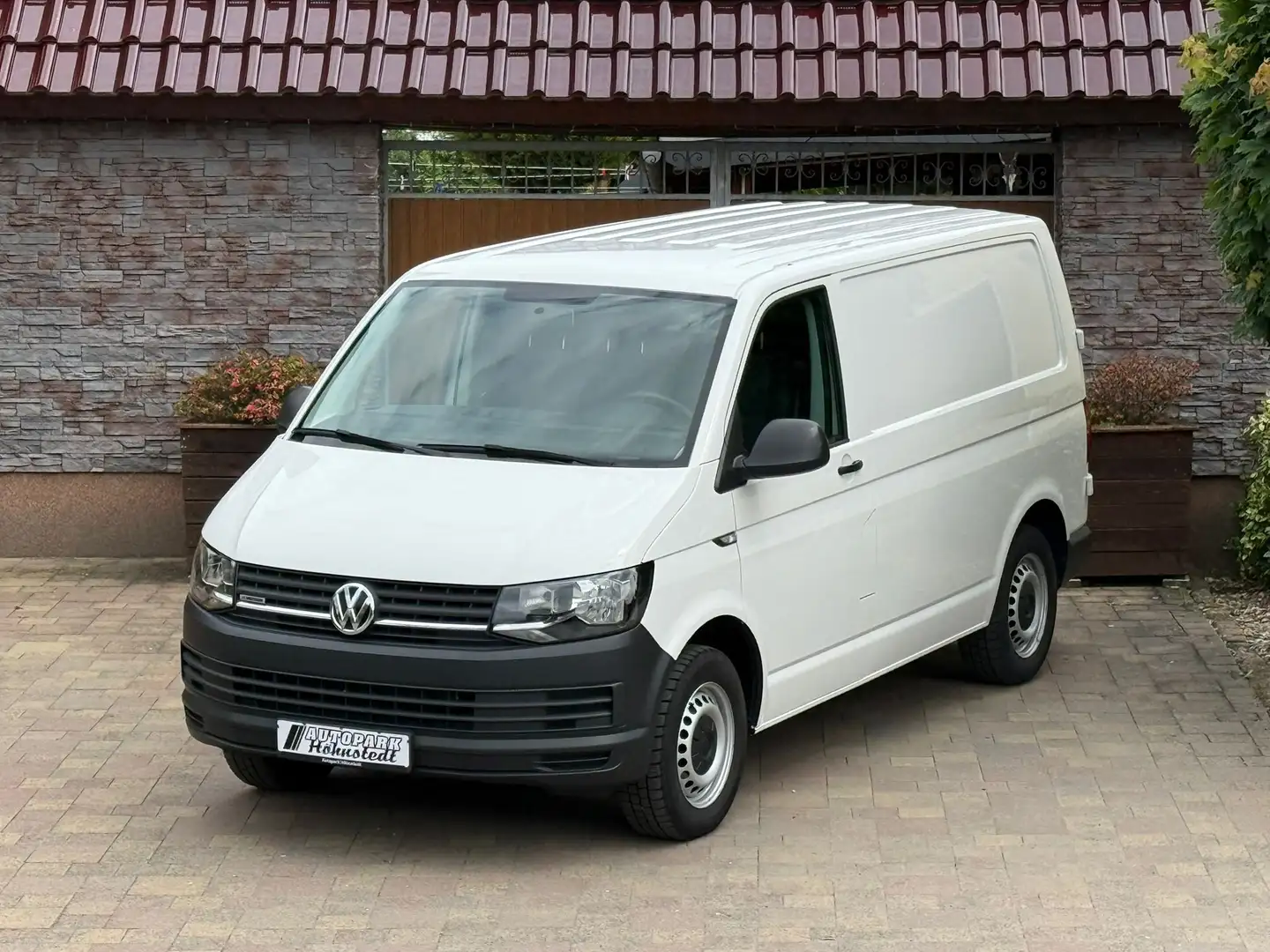 Volkswagen T6 Transporter Kasten 4Motion Weiß - 1