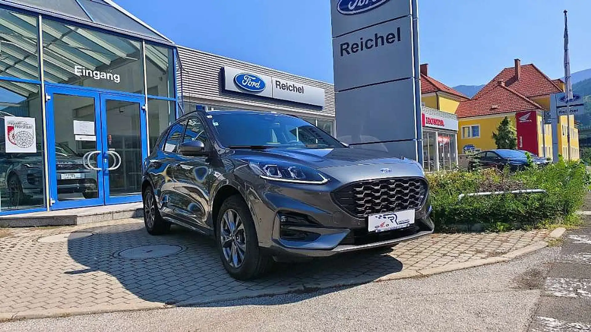 Ford Kuga 2,5 Duratec PHEV ST-Line X Aut. Grau - 1