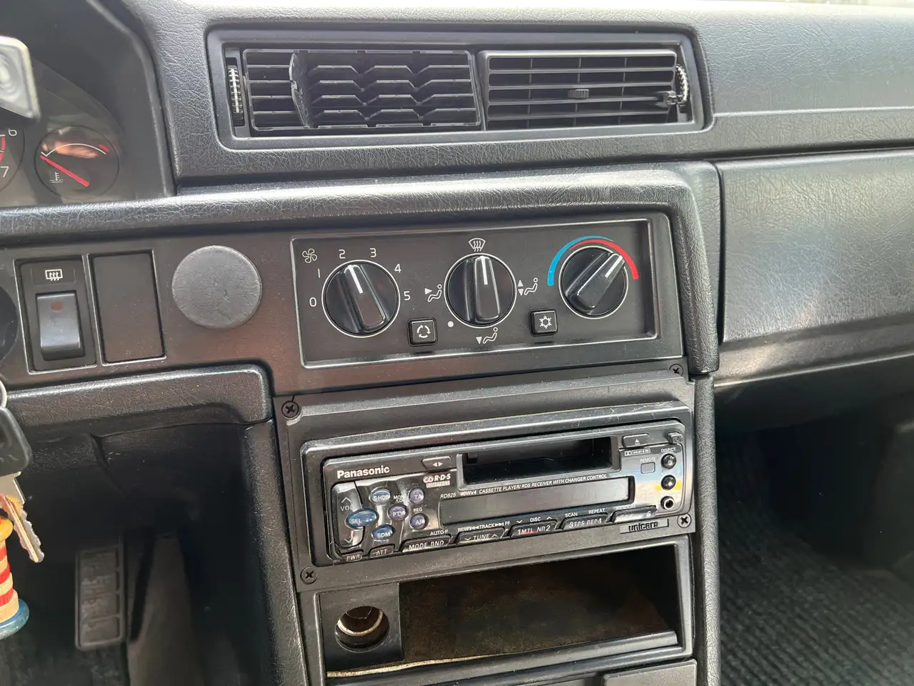 Volvo 940 2.0i Polar *APK 04-2028! Veel ruimte en ouderwets, foto 12