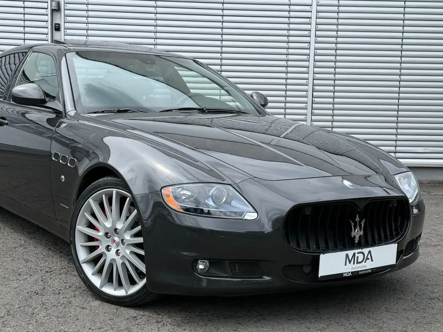 Maserati Quattroporte 4.7 V8 Sport GTS  SportAGA Bose Šedá - 2